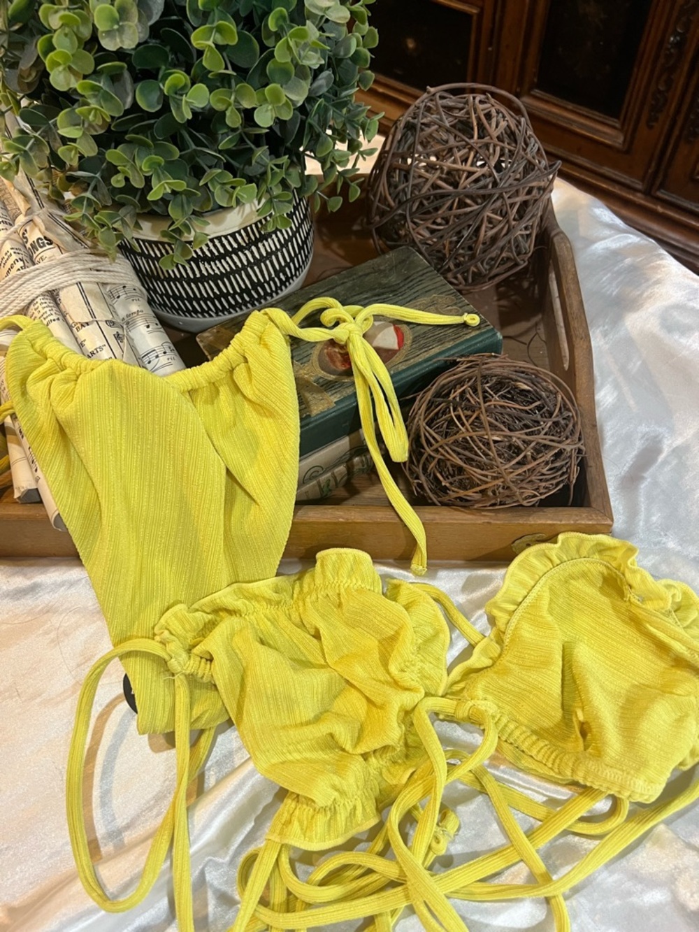 Zaful Bright Yellow Ruffled Triangle Bikini Set